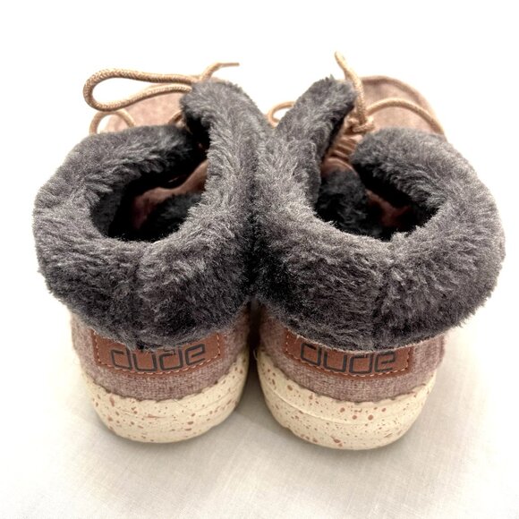 Hey Dude Women's fur lined sneaker booties Size 6 - Picture 9 of 11